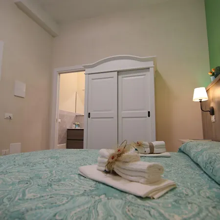 Corte Manzoni Oda ve Kahvaltı 3*