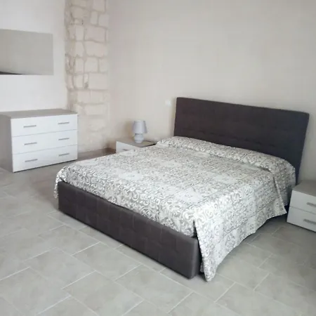 B&B Corte Manzoni 멜렌두뇨